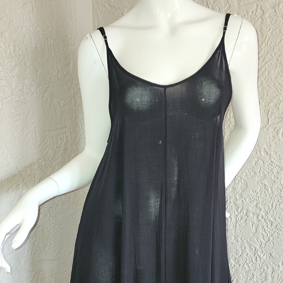 Chic Black Asymmetrical Slip Dress - Picture 4 of 9